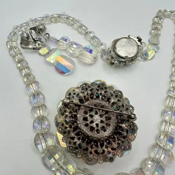 1950s vintage glass aurora borealis AB graduated beaded necklace earrings brooch - Picture 6 of 8